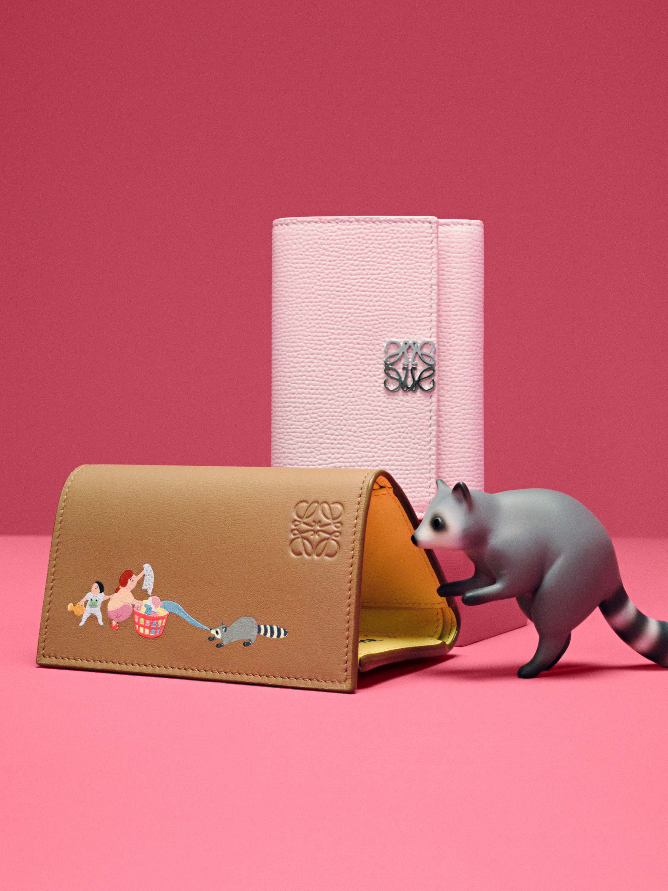 ★希少品　ロエベ　ハラコ錠前チャーム長財布★ 財布 開運日 - 特別な日の幸運 - ロエベ公式サイト - LOEWE